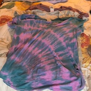 Lot of three Pink V neck tees sized medium